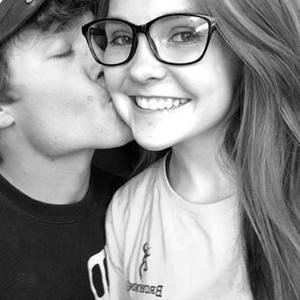 Meet your Posher, Johnathan